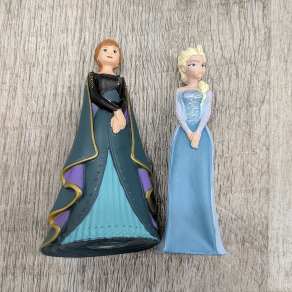 Disney Frozen Anna & Elsa Figurines - Picture 1 of 3